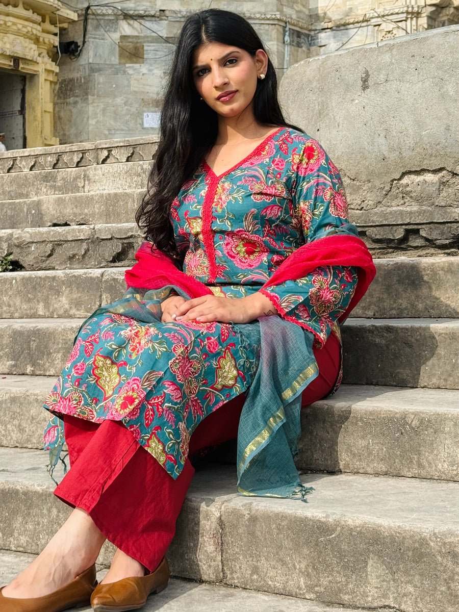 Green Red Lace Suit Set