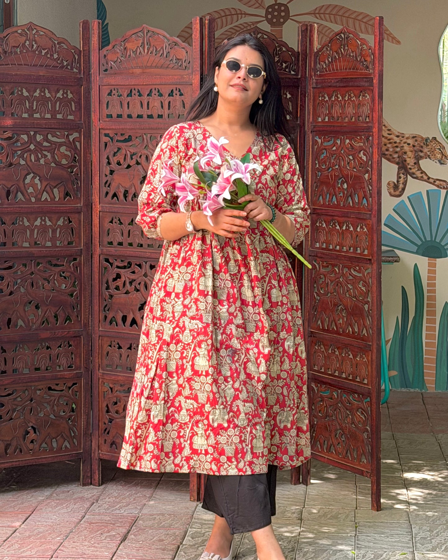 RED BEIGE DAFTAR KURTI