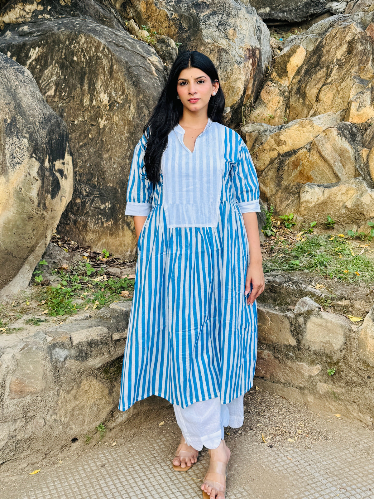 WHITE BLUE STRIPE KURTI
