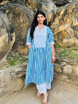 WHITE BLUE STRIPE KURTI