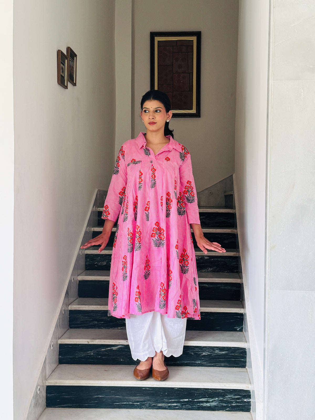 PINK LINING COLLAR DRESS KURTI