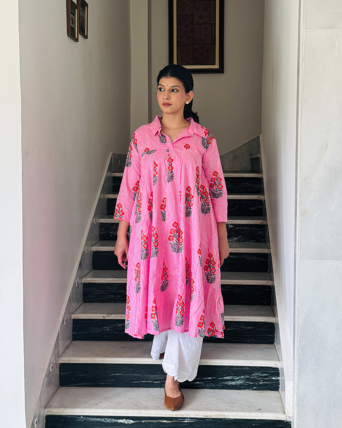 PINK LINING COLLAR DRESS KURTI