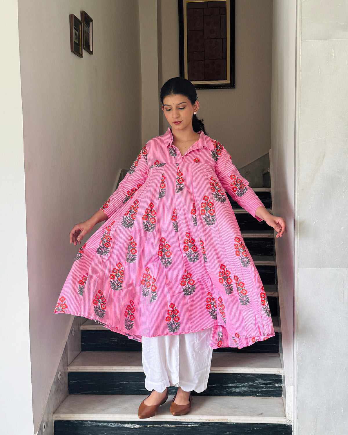 PINK LINING COLLAR DRESS KURTI