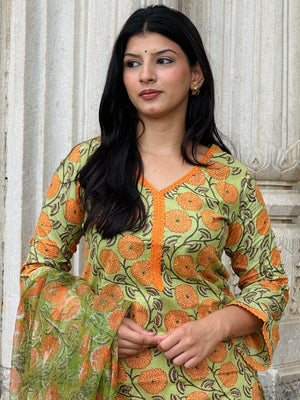 Green Orange Lace Kurta & Dupatta