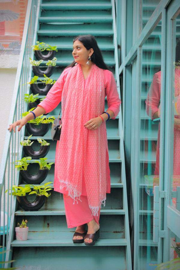 Pink Pure Cotton V Neck Solid Kurta Set for Women
