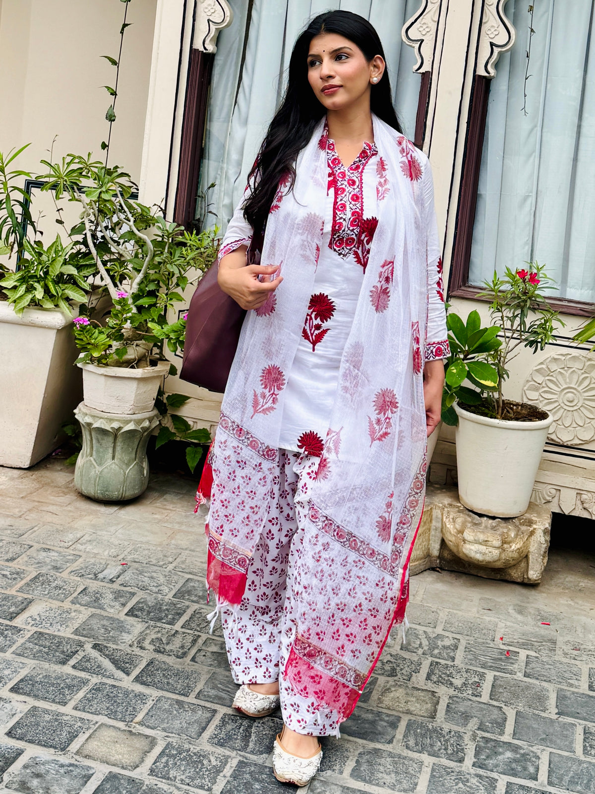 WHITE RED FARSHI SUIT SET