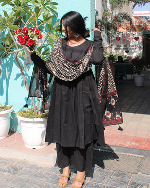 BLACK SOLID ANARKALI SUIT SET