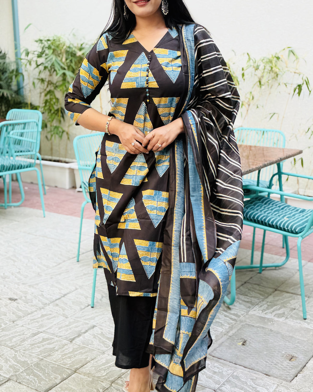 Black Pyramid suit set