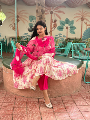 Cream Pink Chest Suit Set