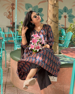 BLUE AJRAK DAFTAR KURTI