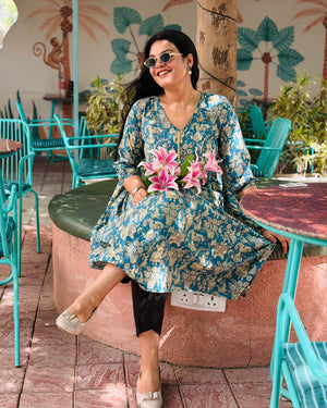 BLUE BEIGE DAFTAR KURTI