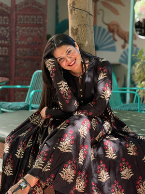BLACK CHEST KURTI