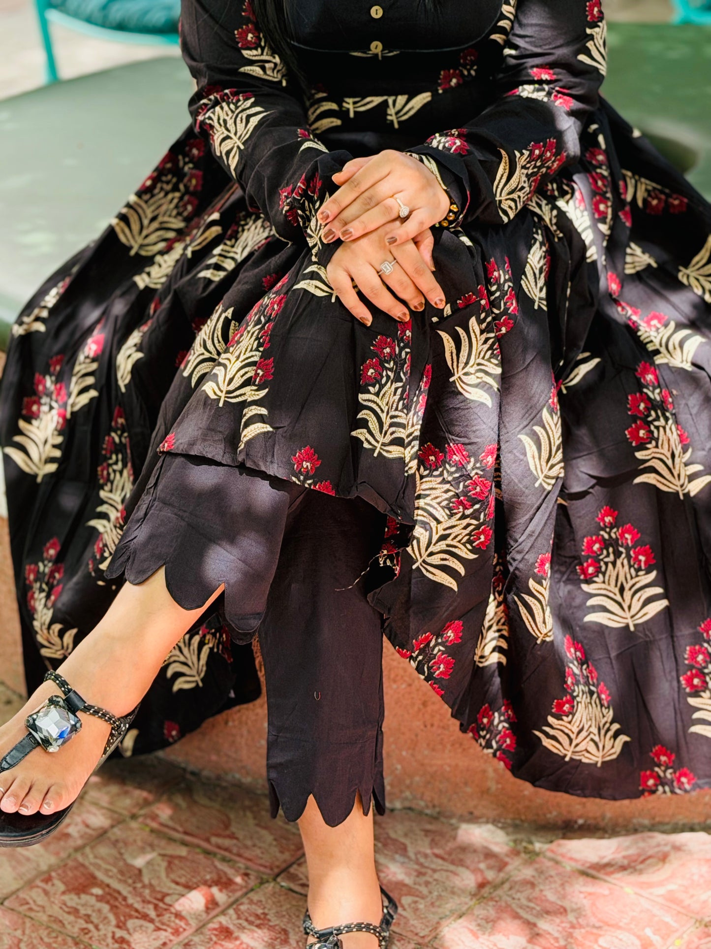 BLACK CHEST KURTI